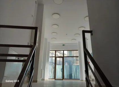 BRASADAS închiriază spatiu comercial RENOVAT Lipscani 120mp.