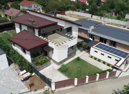 Balotesti vila de lux 8 camere, 450mp utili, la 20 min de Bucuresti