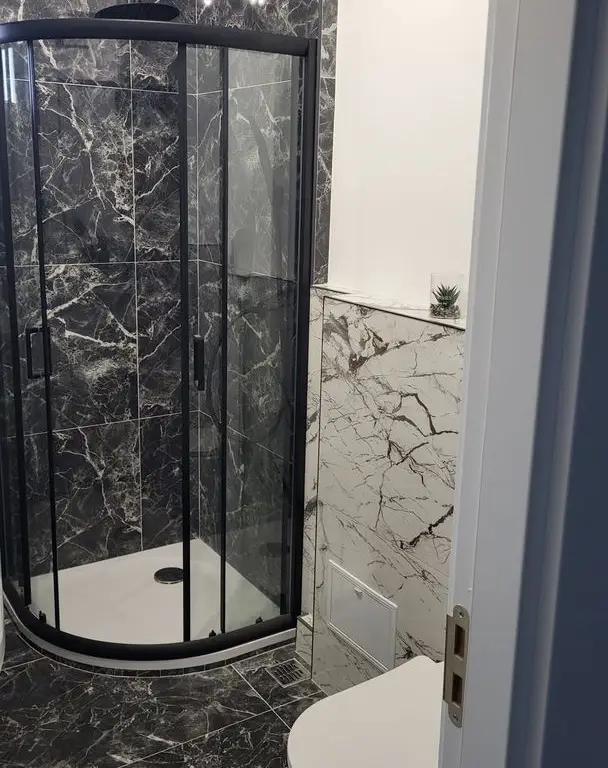 De inchiriat apartament cu 2 camere la Papadie, etaj 3, renovat, 550 E