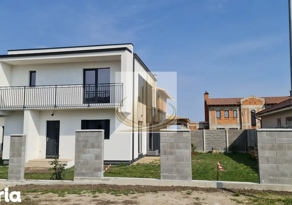 Duplex 117mp, despartit prin camera tehnica, Dumbravita