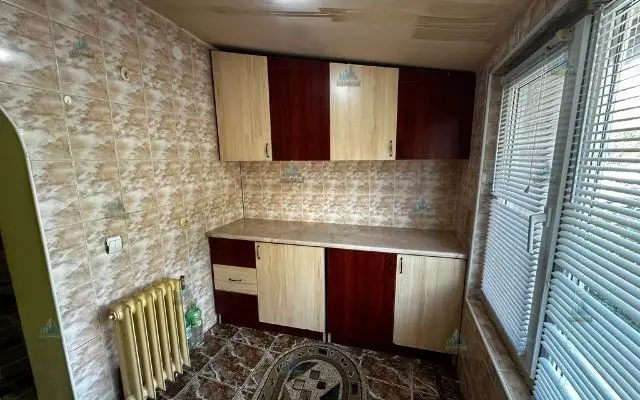 Apartament 4 camere de vânzare – Strada Daciei