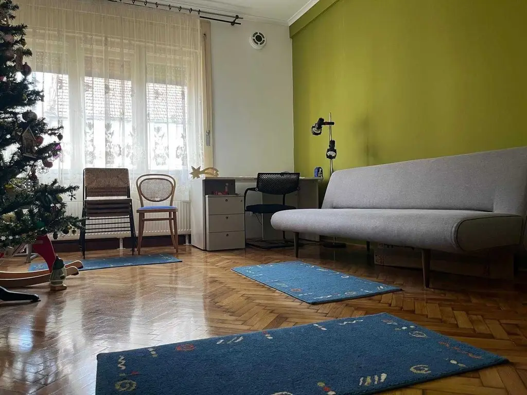 BRASADAS vinde ap 2 cam renovat - Cartierul Funcționarilor.