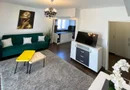 Apartament modern cu 2 camere pereți retractabili terasă parcare și boxă