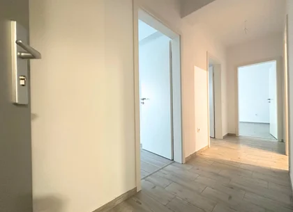 VÂNZARE APARTAMENT 2,5 CAMERE NOU NELOCUIT
