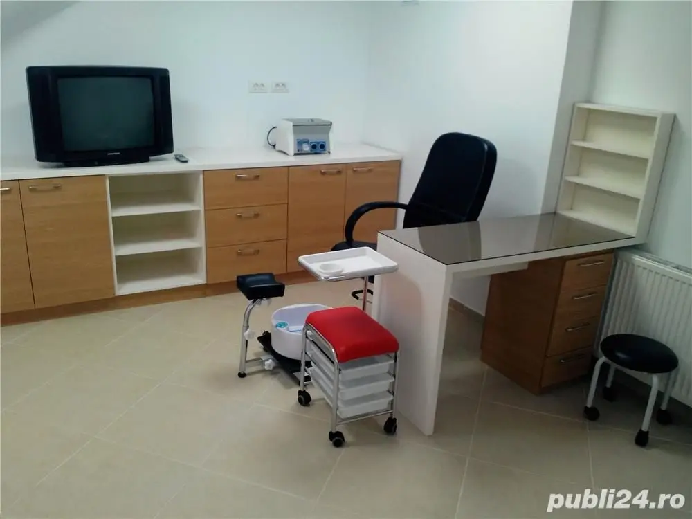 Vanzare spatiu comercial