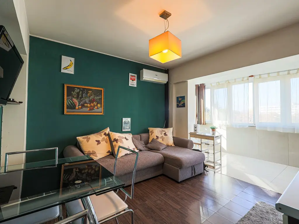 PREȚ REDUS! Apartament mobilat, cu 2 camere,în Piața Spitalului.