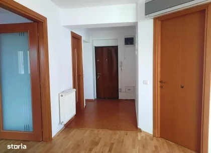 Duplex P+1 in bloc 2013 in Precupetii Vechi nr 65, 4 camere, curte