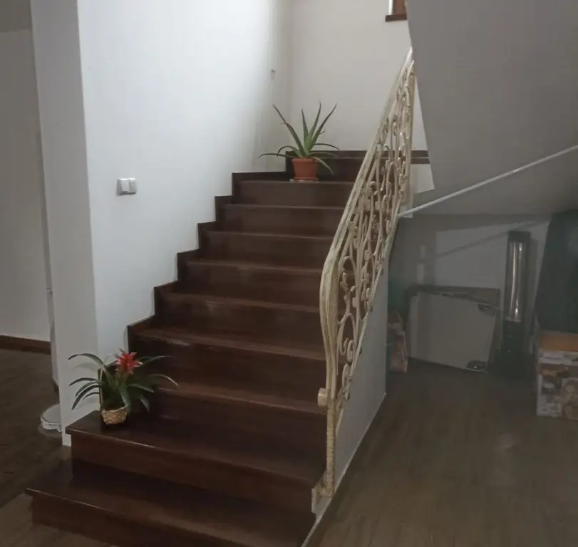 BRASADAS vinde casa NOUA 4 cam 6.5 ari.