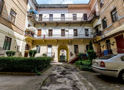 Apartament 98 mp pe bulevardul Decebal, fatada renovata Comision 0