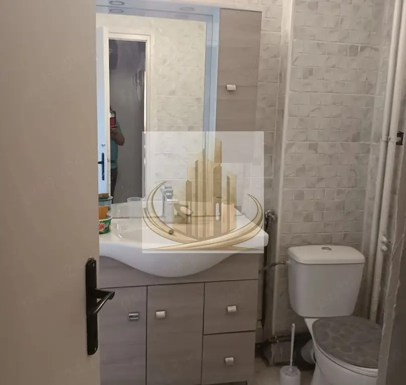 Inchiriere Ap. 4 camere ultracentral Medicina