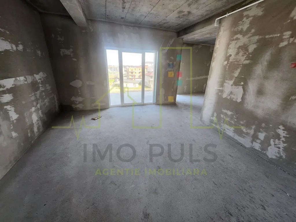 4 Camere. Penthouse. Girocului - Esso. Lift