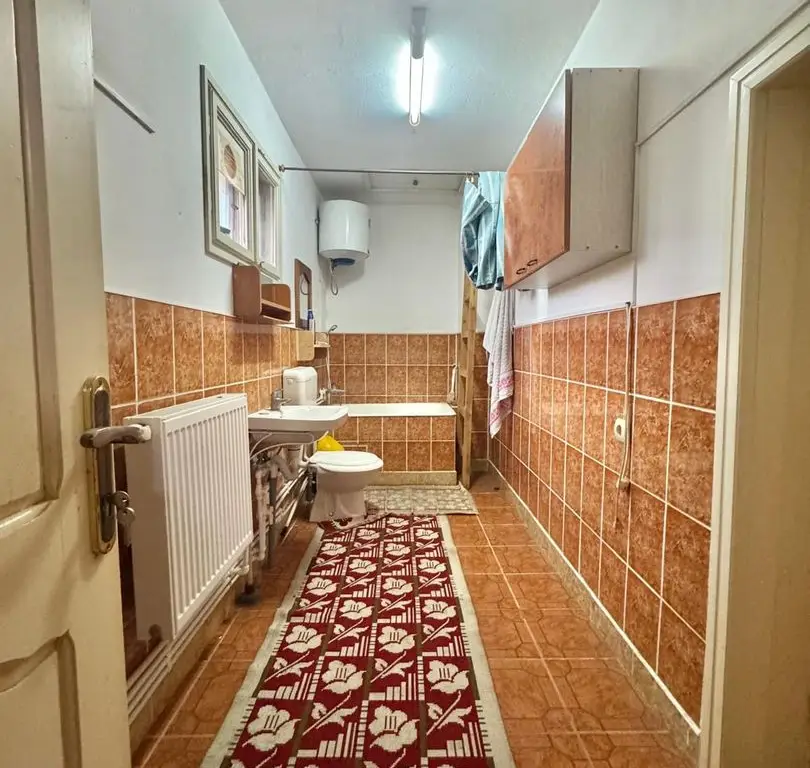 Casă de vânzare zona Str. Gheorghe Doja, 3 camere