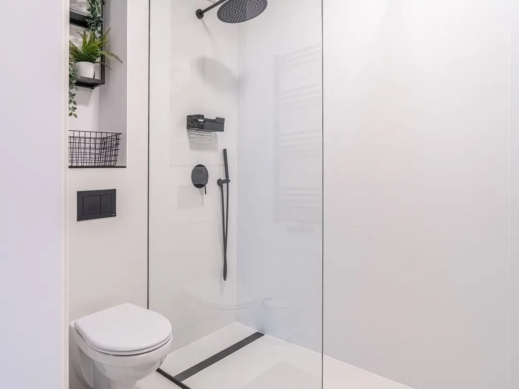 VÂNDUT! Apartament amenajat complet.