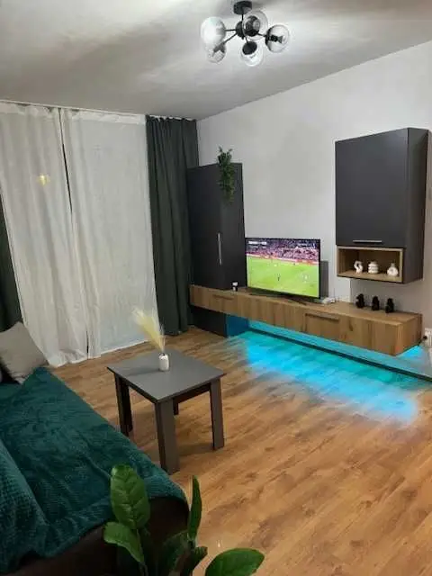 Inchiriez apartament 2 camere Doamna Ghica