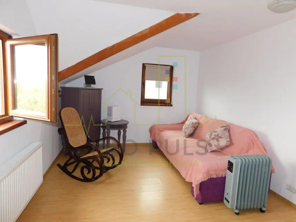 1/2 Duplex. Complet mobilat si utilat.
