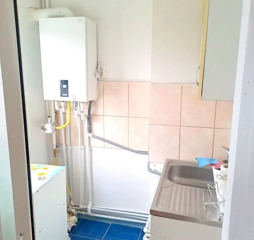 Apartament cu o camera de inchiriat – Micro 38, etaj intermediar