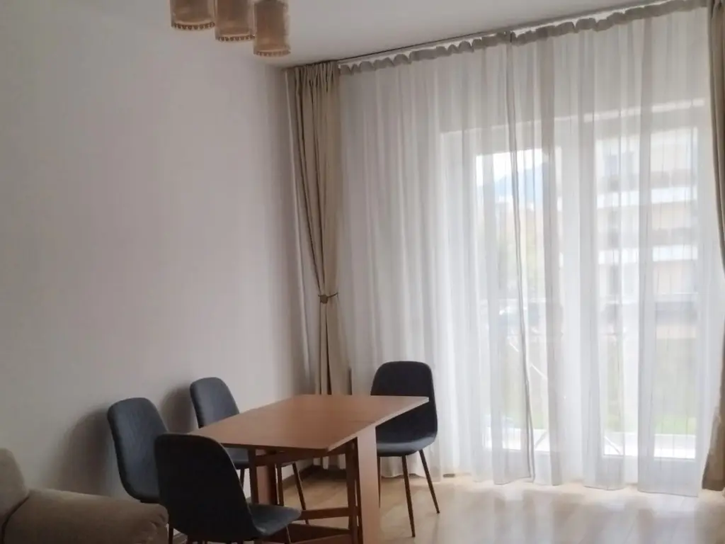2 Camere Decomandat Orientare Sudică Bella Vista Brașov Aproape de Coresi