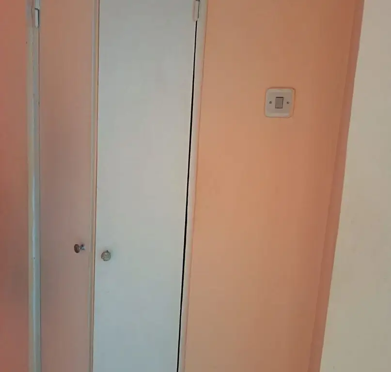 De vanzare apartament cu 2 camere, et. 2, Micro 13, 53.000 euro
