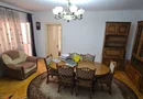 Vila P+1 Piața Muncii , strada Orzari, apartament cu 3 camere la Parer