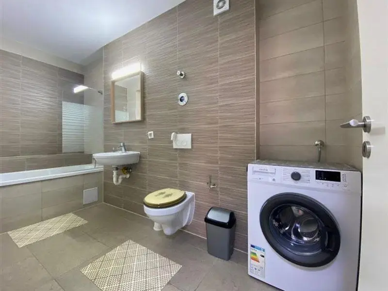 Vindem apartament tip studio mobilat si utilat modern Avantgarden 3