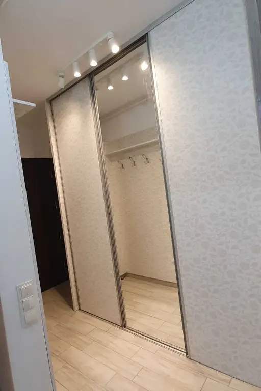 Inchiriez apartament 2 cam rotar park iuliu maniu metrou pacii