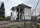 Vilă spațioasă în centrul Cisnădioarei, teren generos 1300 mp, finalizată 2025