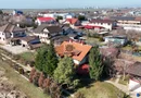 Casa de vanzare in Targoviste - 5 camere, 2 garaje, teren generos