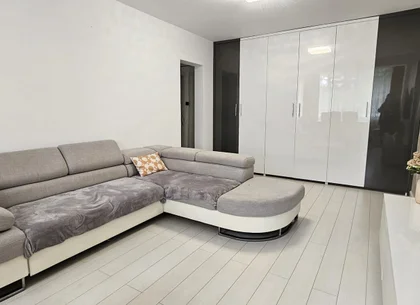Inchiriez apartament 3 camere – Tiglina 3, etaj 1, mobilat si utilat