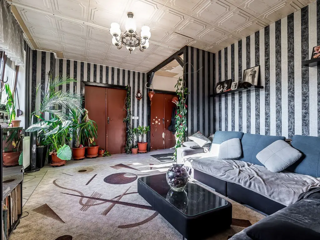 PREȚ NOU! Apartament cu 3 camere & curte | zona Malul Mureșului