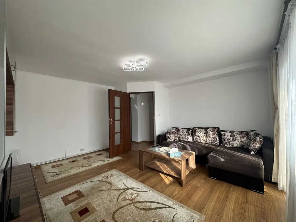 Închiriere apartament spațios și foarte curat Cartierul Scriitorilor