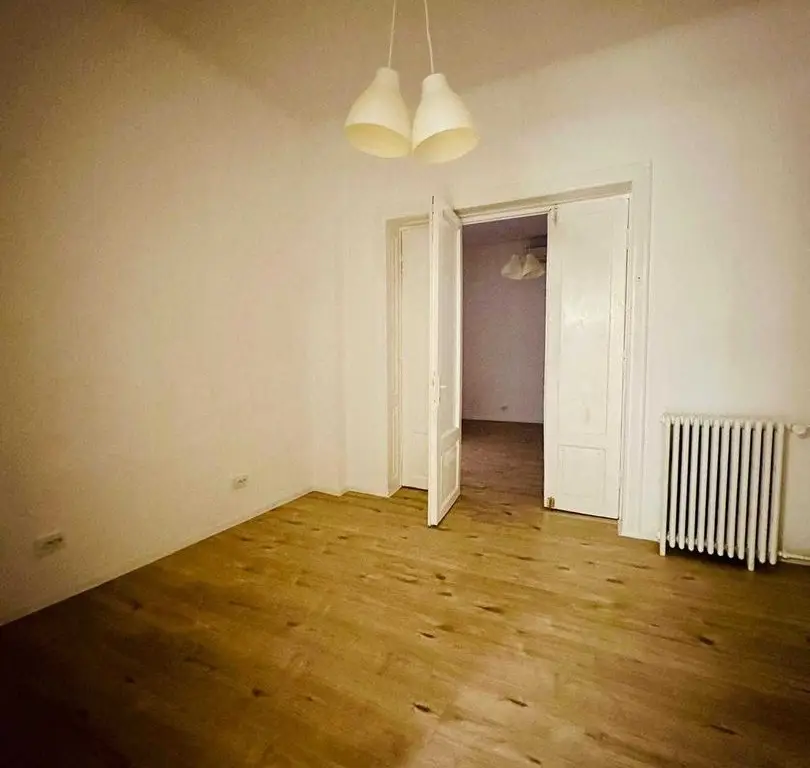 PIATA ROMANA, Proprietar , apartament 3 camere in vila