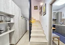 Casă modernă de vânzare, curte, 6 camere, parcare, Zona Vivo, Florești