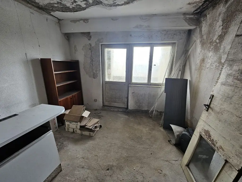 Apartament 3 camere, Ultracentral, Costesti