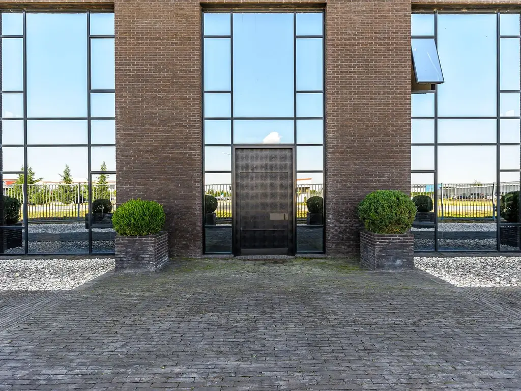Birouri Premium de 304 mp în Zona Industrială Vest Arad