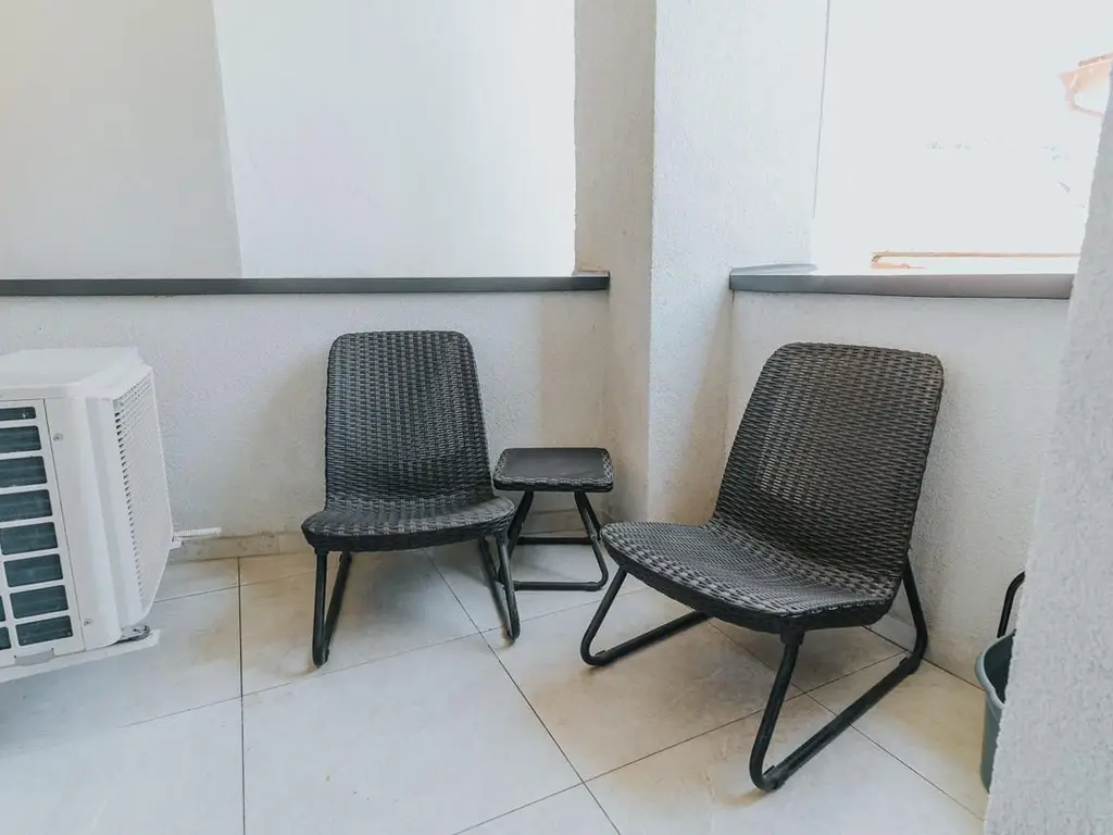 3 camere, ultracentral, Oradea. 235 000 E. Comision 0