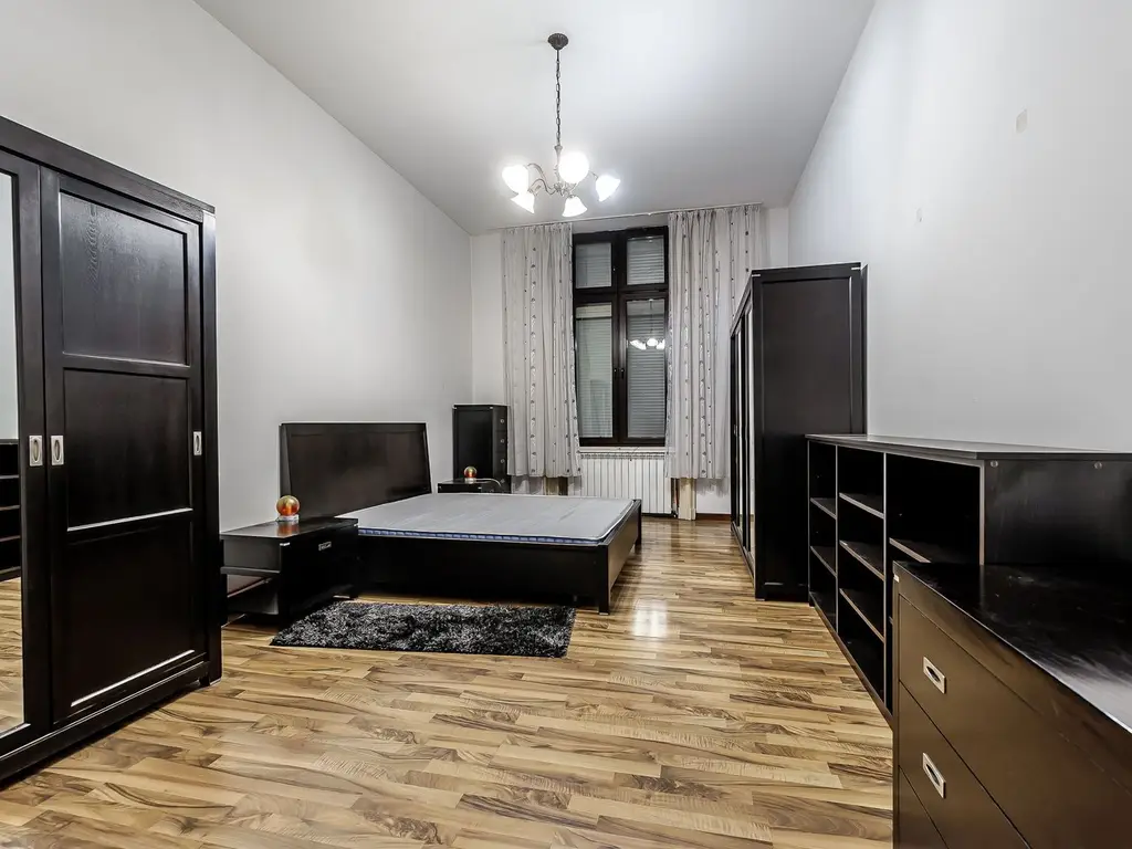 Apartament 2 camere - Etaj 1 - Palatul Neumann, Arad - COMISION 0