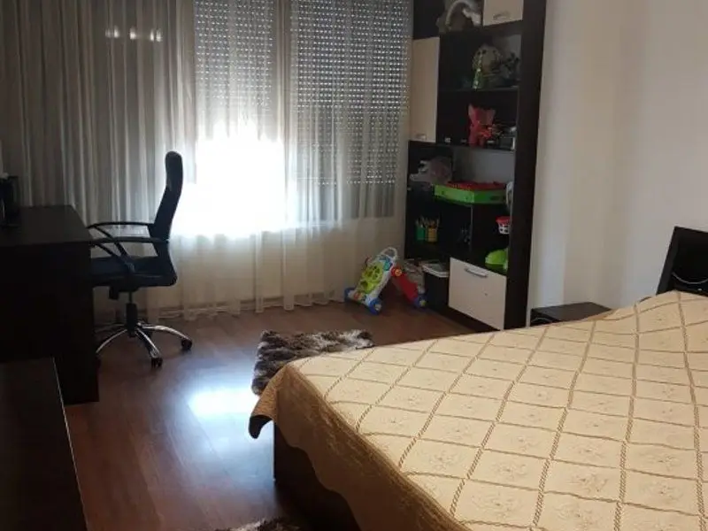 Apartament cu doua camere, mobilat si utilat - Str. Tecuci, T-uri