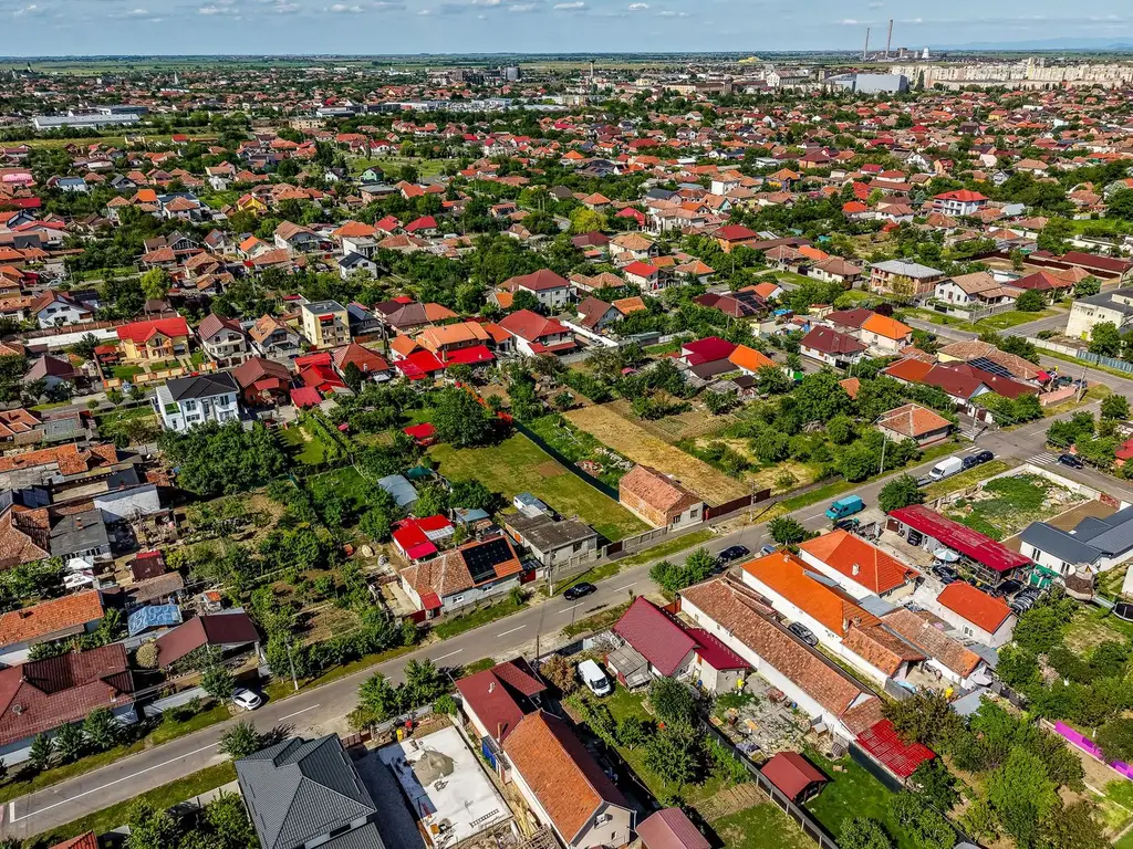 Teren generos de vânzare în cartierul Bujac Comision 0%