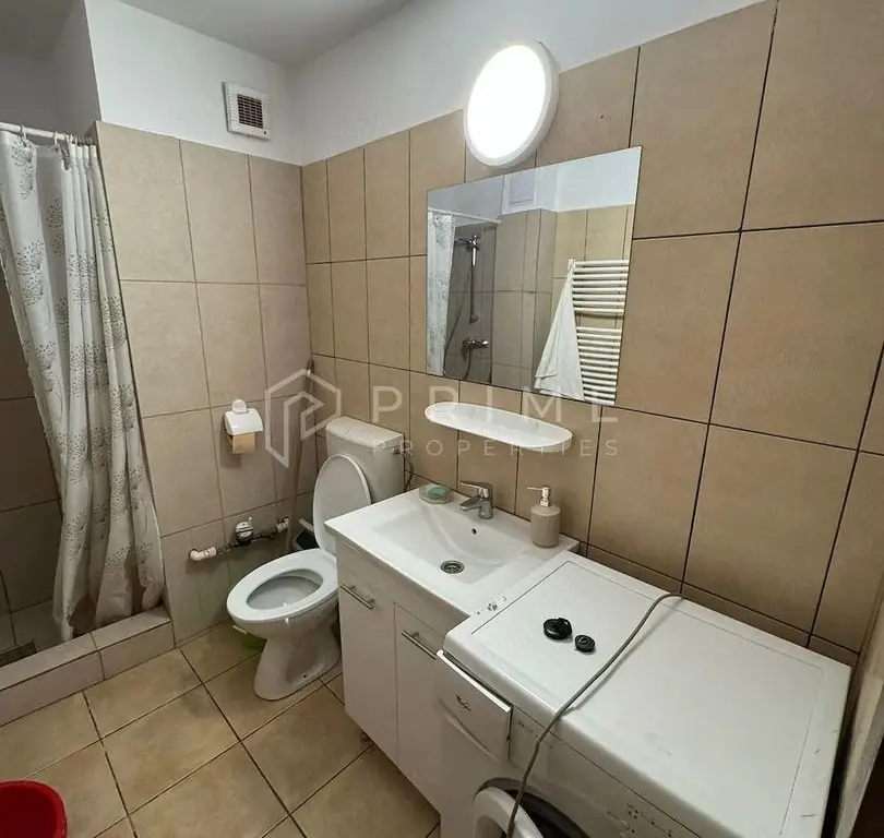 Vă prezentăm 2 camere, confort și acces rapid UMFST