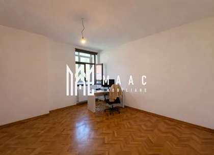 Apartament de vânzare Sibiu | 3 camere | Ultracentral, garaj, 2 pivnițe