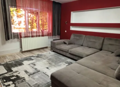 Vand apartament 3 camere