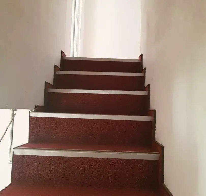 Hotel cu arhitectură montană deosebită poziționare premium Sâmbătă de Sus