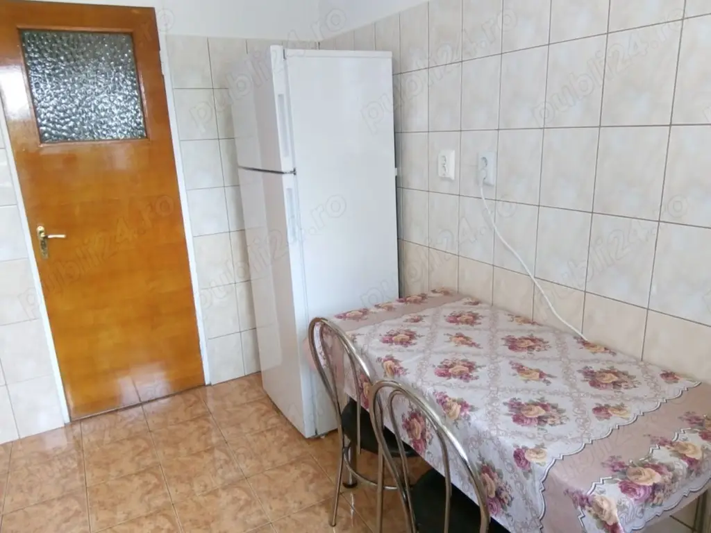 Ap. 2 cam. de inchiriat 54 mp Et.2 Ion Mihalache colt cu Turda