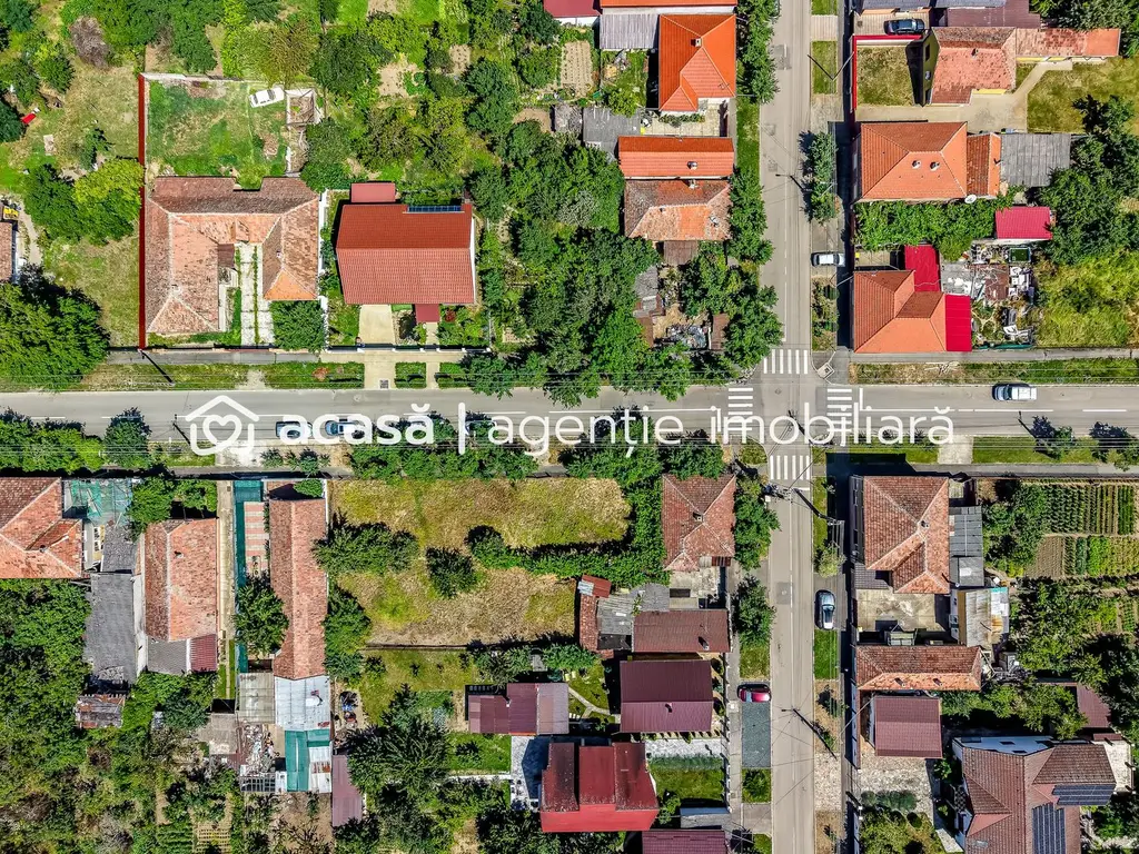 Casă cu teren 1018 mp și 2 fronturi stradale- Bujac