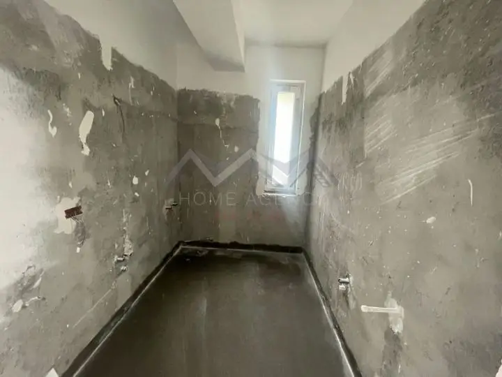 Apartament 2 camere + curte 110 mp Otopeni centru