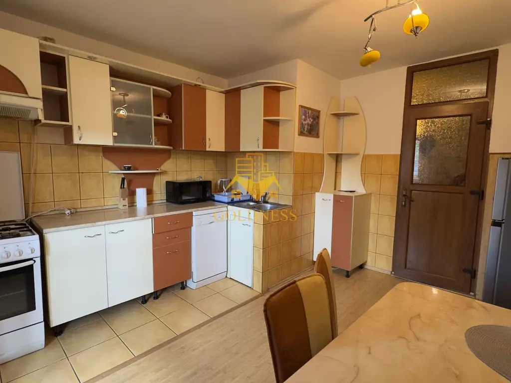 3 camere, decomandate, 2 balcoane, 2 bai, Manastur Zona 18 GYM, Tasnad