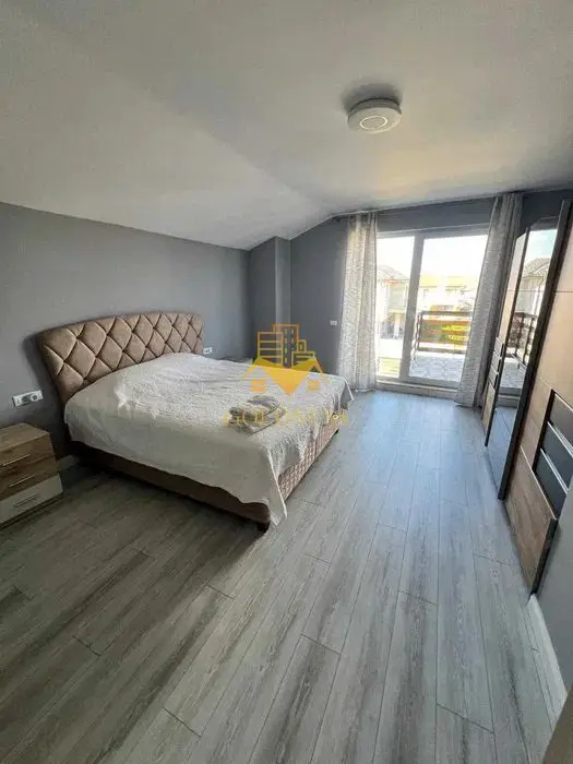 5 camere decomandate, Prima Inchiriere, Curte proprie, Dezmir