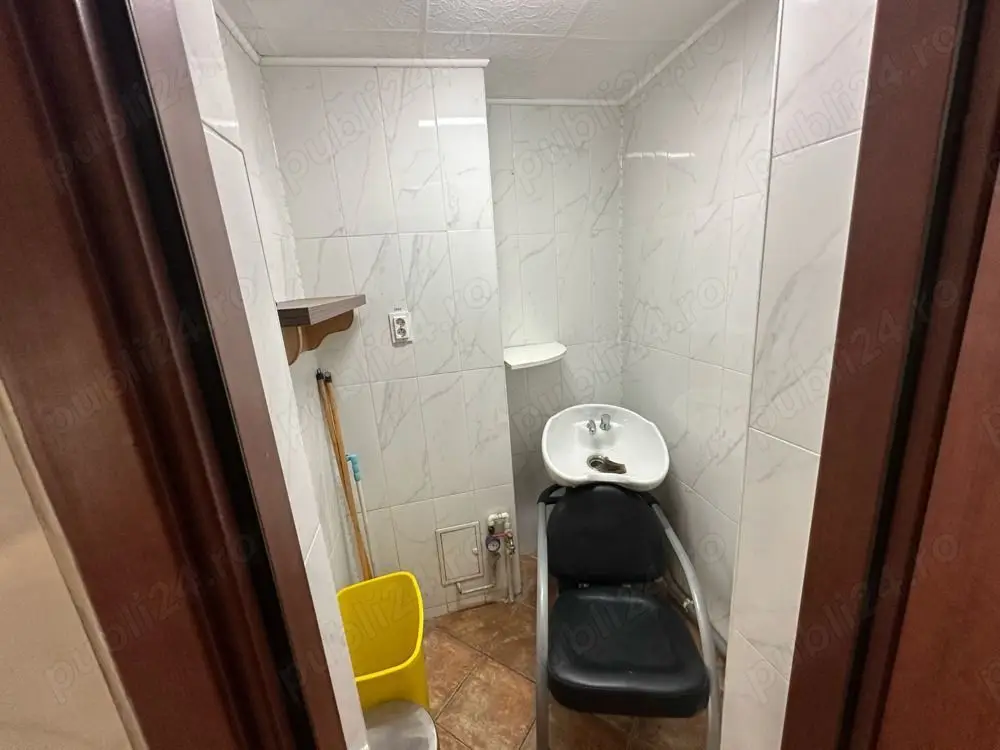 Vânzare spațiu conercial