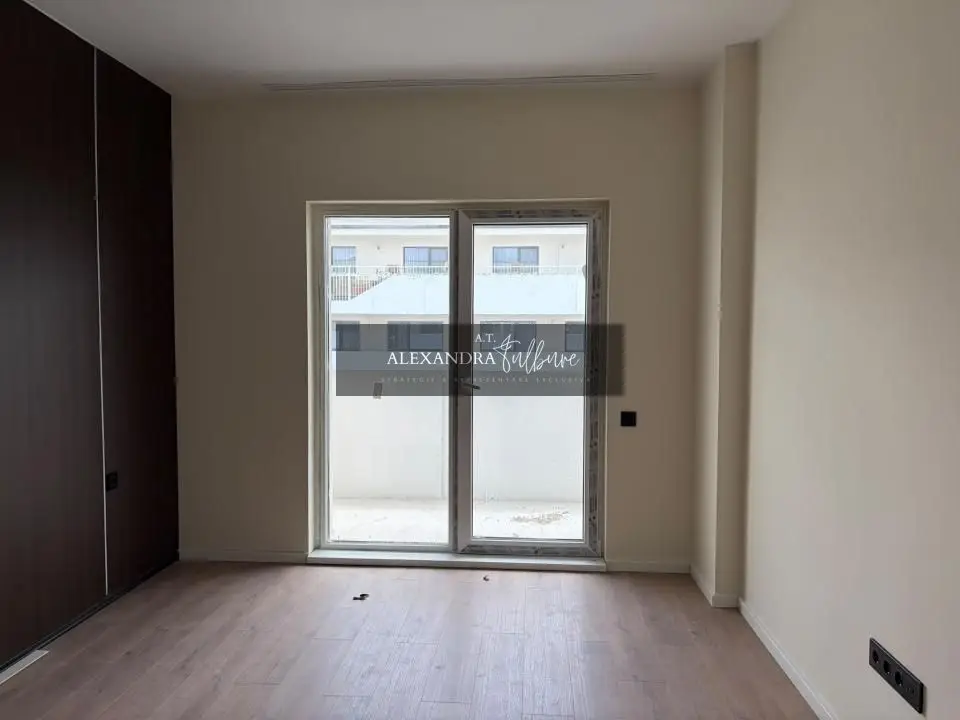 Apartament 2 camere, terasa, etaj intermediar, garaj, Eroilor