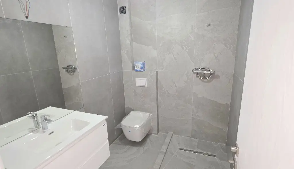 Giulesti duplex P+1 4 camere de vanzare